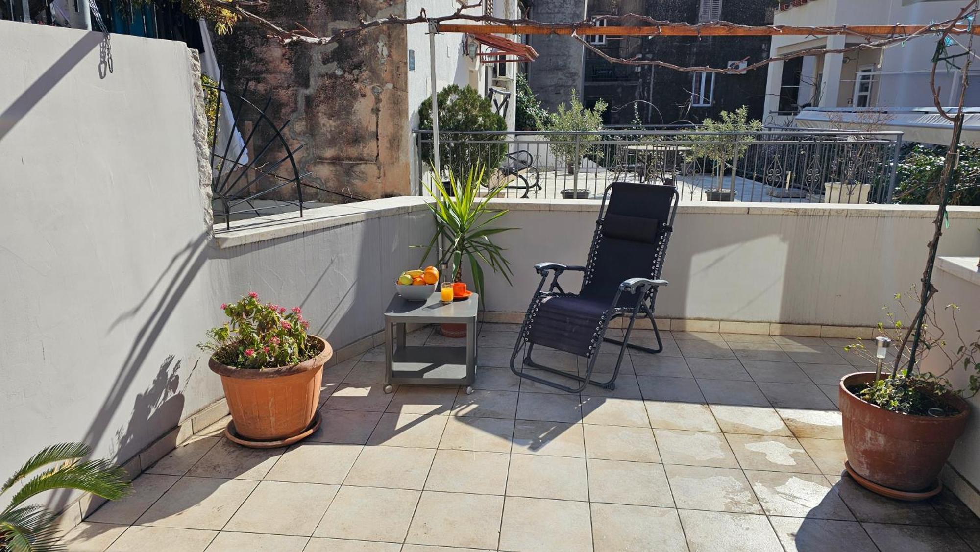 Apartment 22 Omiš Exteriör bild