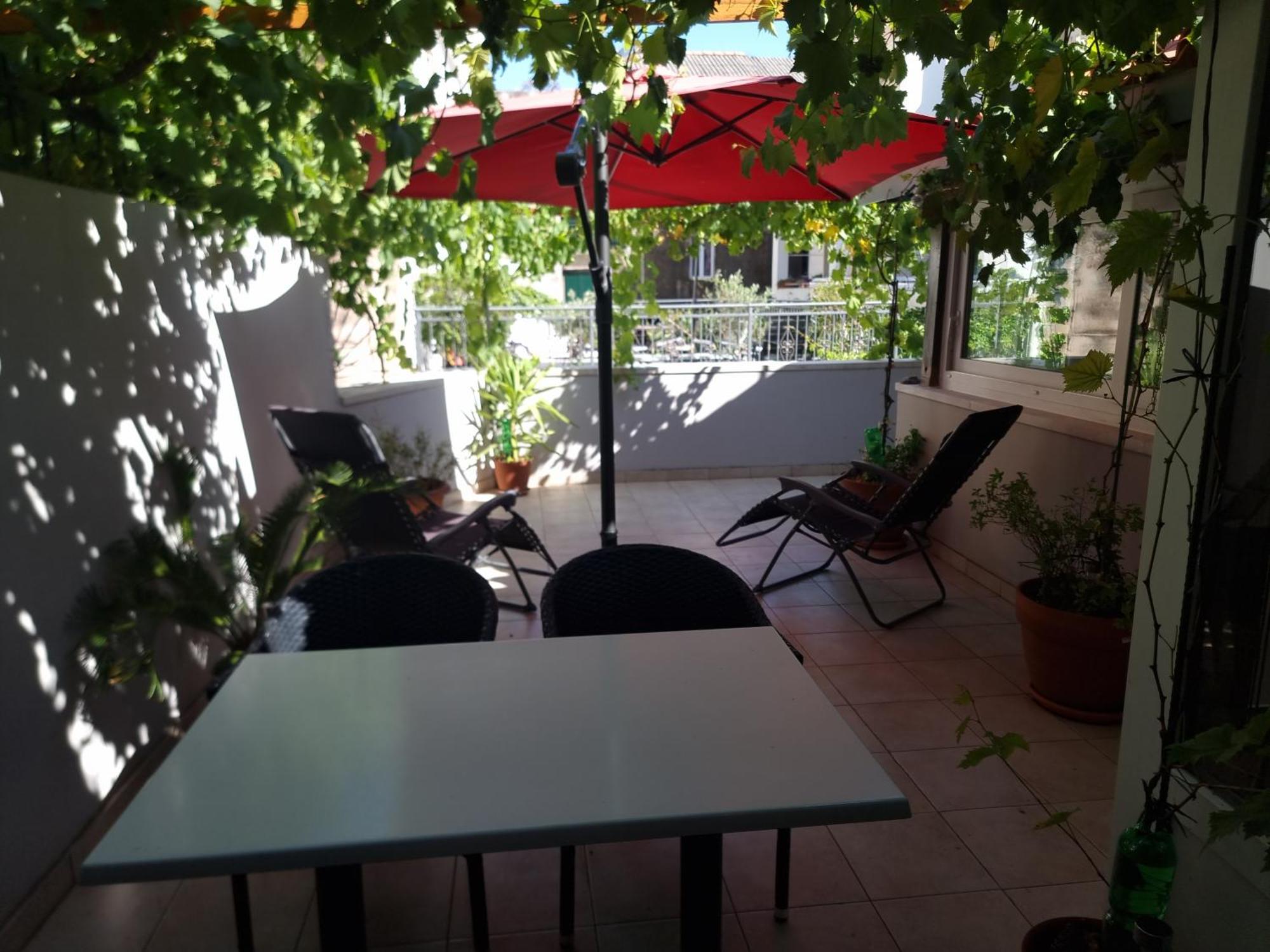 Apartment 22 Omiš Exteriör bild