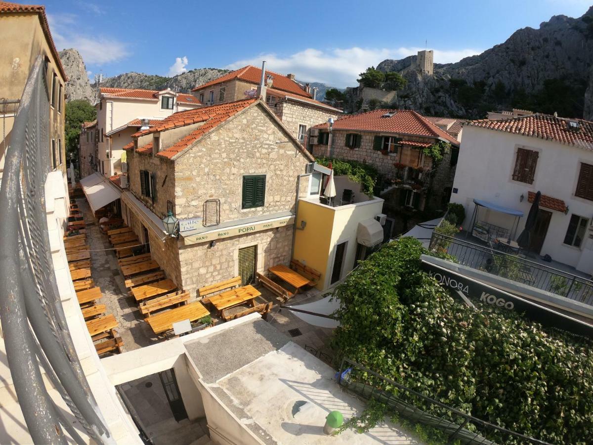 Apartment 22 Omiš Exteriör bild